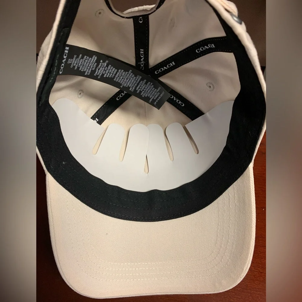 COACH UNISEX 🧢 EMBROIDERED BASEBALL SPOET RED BALLER HAT CAP CHALK🧢
